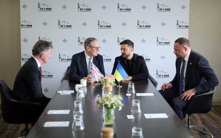 Володимир Зеленський скоординував з прем’єром Великобританії Стармером позиції для досягнення справедливого й тривалого миру