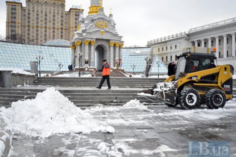 В Киеве в воскресенье потеплеет до +3 градусов, возможен снег