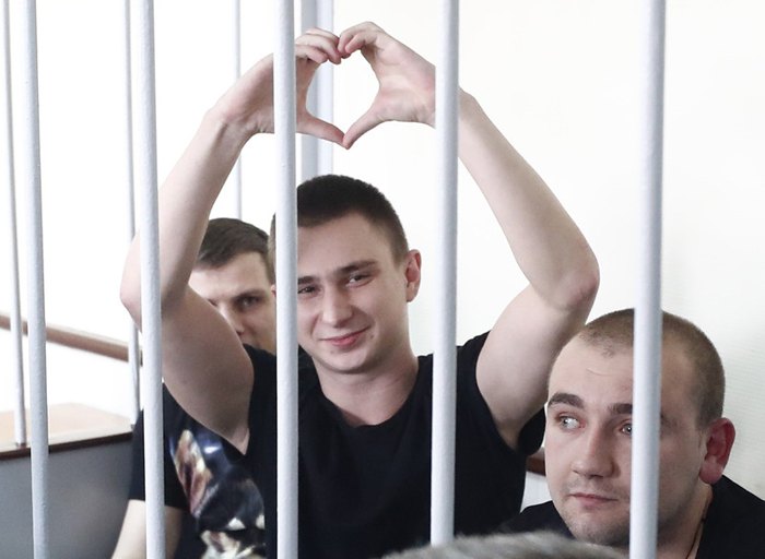 В Лефортово 25 липня 2019 В'ячеславу Зінченко (в центрі) виповнився 21 рік