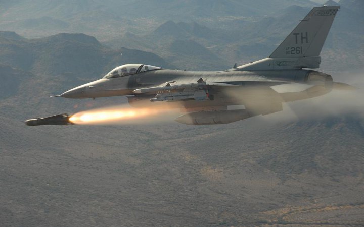 Винищувачі F-16 змінять хід війни і дуже серйозно, – Ігнат
