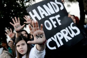 Налог на депозиты кипрских вкладчиков неизбежен, - президент Еврогруппы