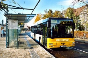 Немецких автовладельцев пытаются пересадить в общественный транспорт