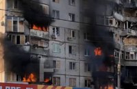 У Херсоні росіяни скинули вибухівку на цивільних, загинула 1 людина