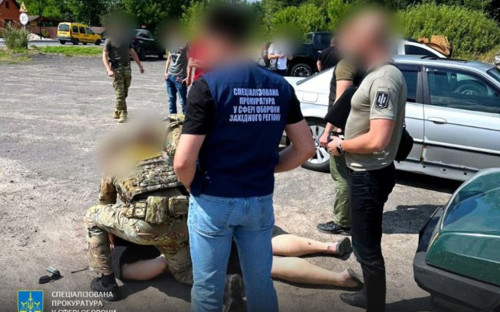На Волині викрили схему оформлення фіктивних "діагнозів" для виїзду за кордон