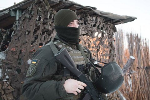 За кілометр від лінії розмежування на Донбасі нацгвардійці затримали іноземців