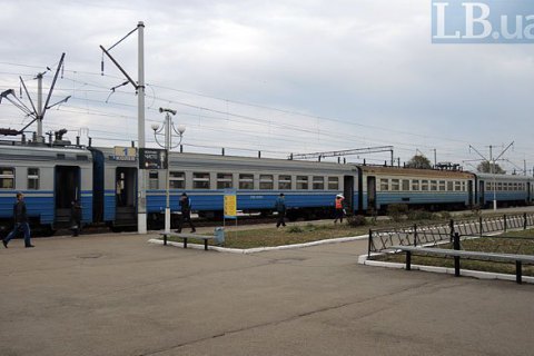 "Укрзалізниця" додала вагонів у київські електрички