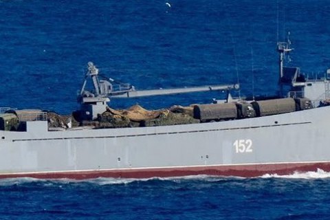 Корабль России сбил свой же военный самолет над Черным морем