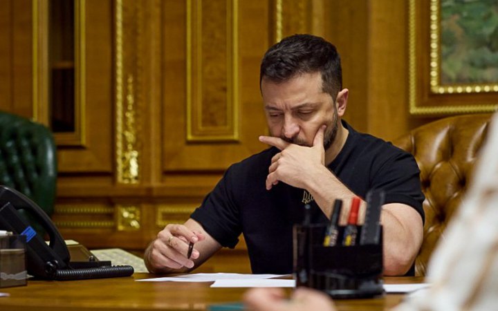 Зеленський підписав закон про множинне громадянство та про вихід із Оттавської конвенції