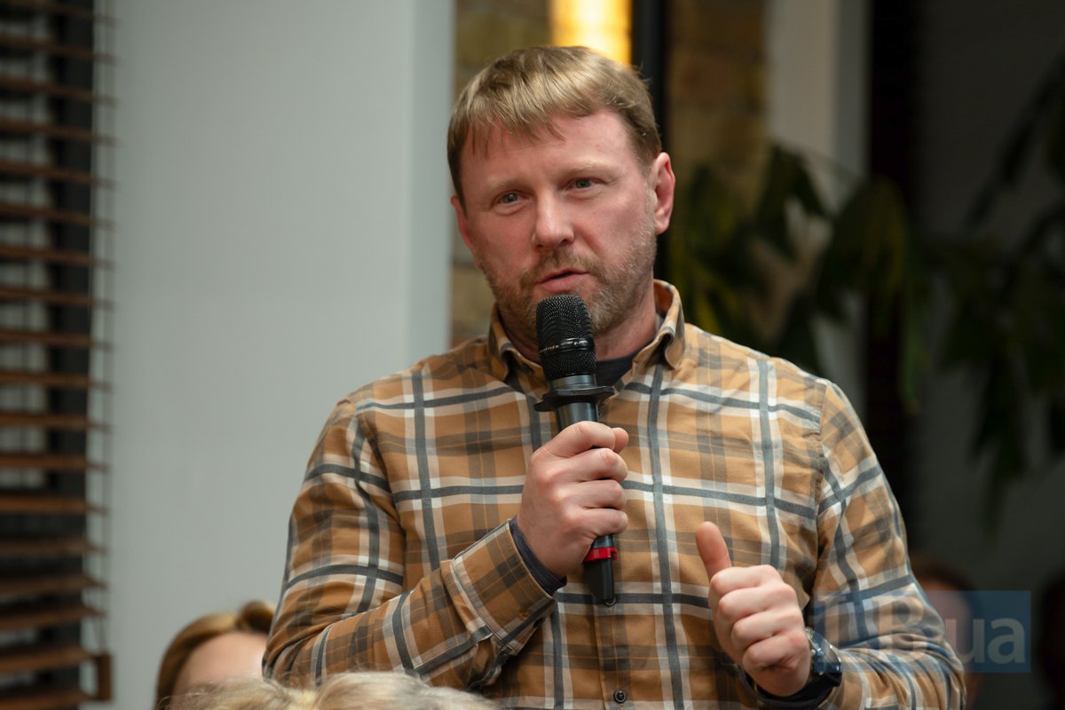 тележурналіст та офіцер ЗСУ Артем Шевченко