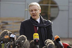 WikiLeaks пустил с молотка вещи Ассанжа