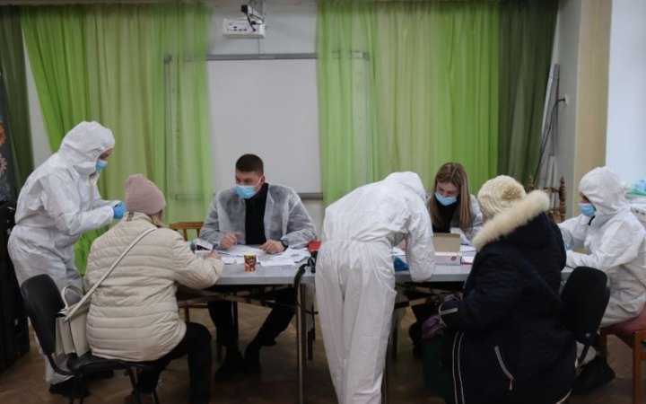 В Україні уже наповнюють базу ДНК, яка допоможе ідентифіковувати загиблих – Кузін