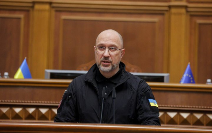 Запасів пального більше ніж на 20 днів: Шмигаль запевнив у стабільності постачання бензину, дизелю та газу