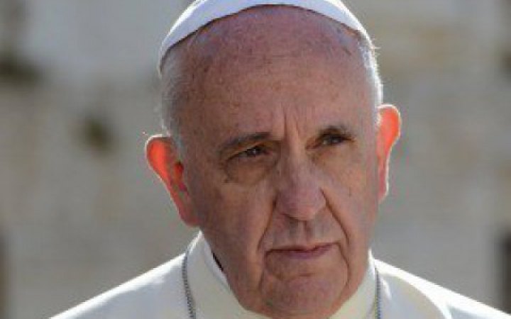 Папа Римський назвав ракетний удар по ТЦ у Кременчуку “варварським”