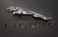 Jaguar переходит на полный привод