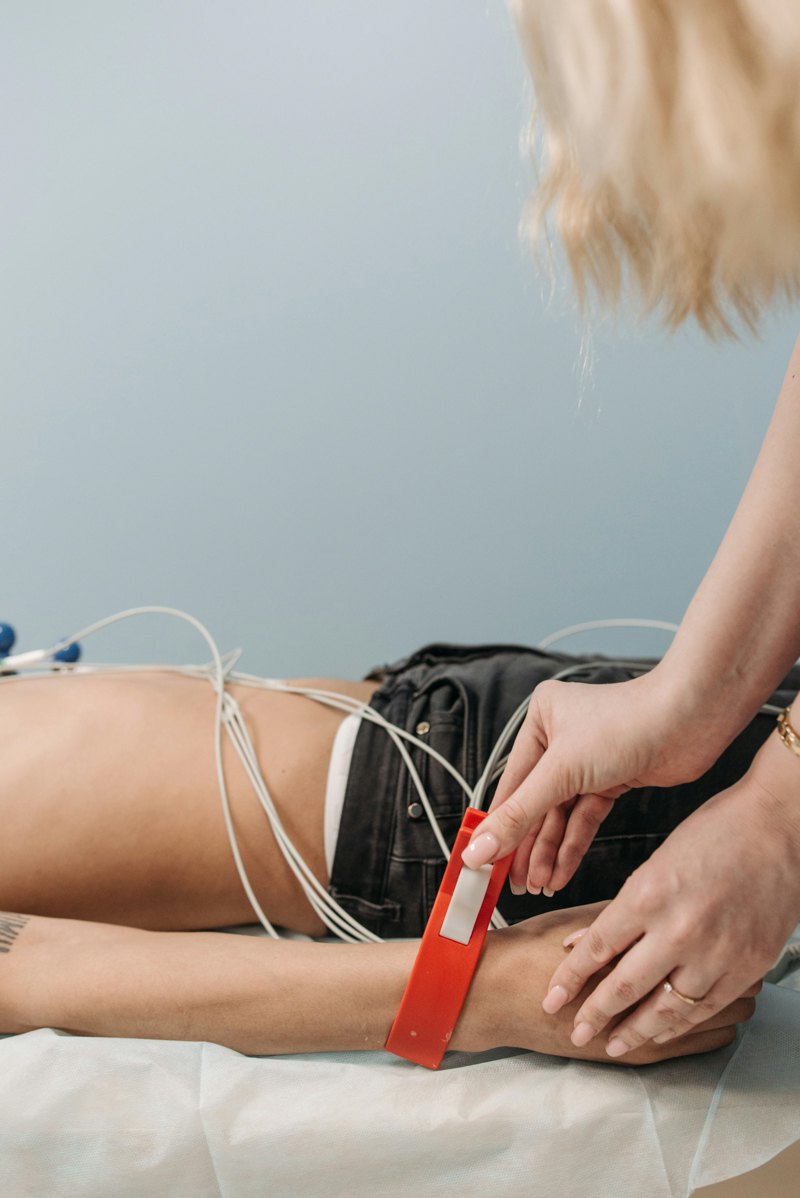 Проведення ЕКГ- елекрокардіограми