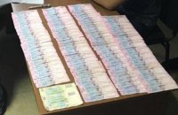 В Киевской области депутат поселкового совета попался на взятке в 30 тыс. гривен