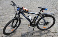 У Львові водій побив хлопця за порушення ПДР і забрав у нього велосипед