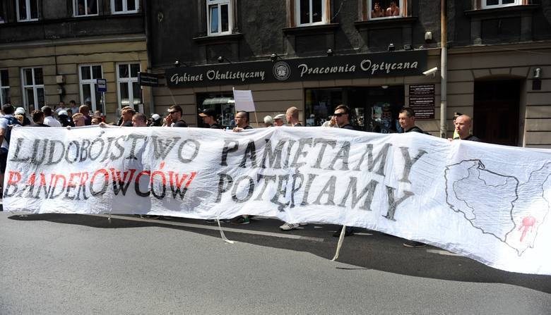 Антиукраїнська акція під час української ходи пам’яті Січових стрільців у Перемишлі. 