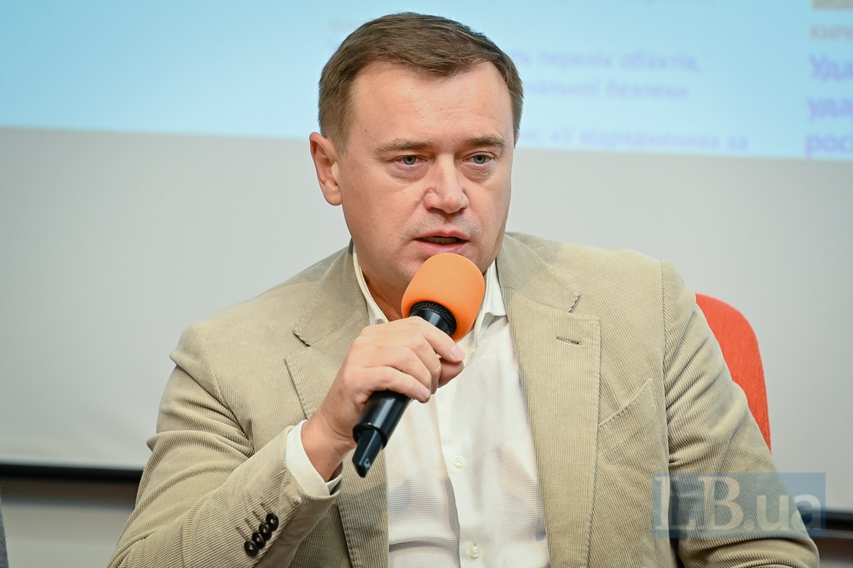 Алекс Ліссітса