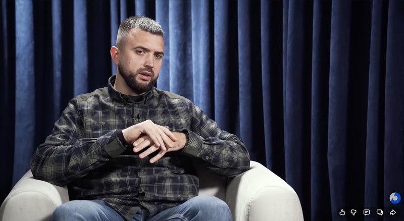 Олег Карпенко