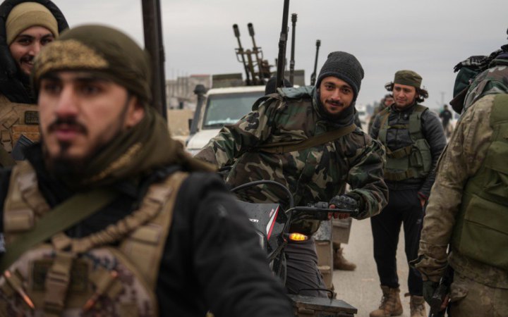 Сирійські війська увійшли до Дейр-Хафіра поблизу Алеппо після відступу курдських бойовиків