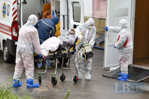 В Киеве еще 1 460 человек заболели коронавирусом