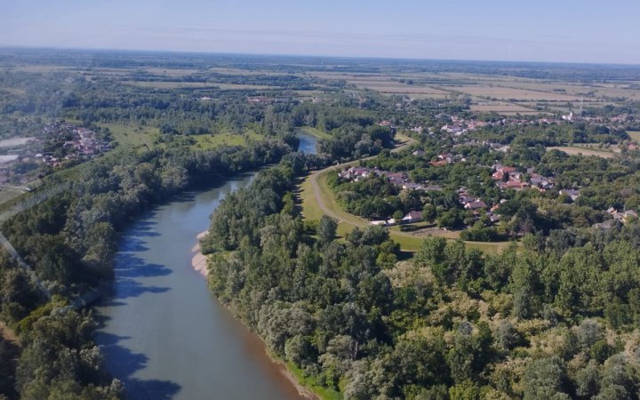 На березі річки Тиса у Закарпатській області знову виявили тіло чоловіка