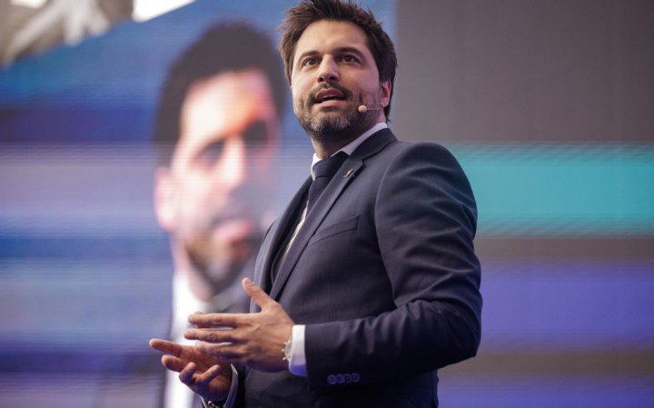 У Брюсселі відновлюються перемовини про створення місцевого уряду