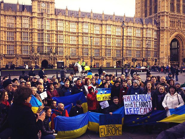 Навіть за кордоном українці не залишаються осторонь подій на Батьківщині. Євромайдан у Лондоні