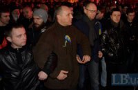 Яценюк требует от Пшонки расследовать ночную попытку разогнать Евромайдан