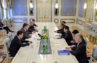 Порошенко пригласил Японию восстанавливать Донбасс 