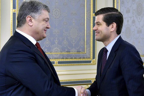 Порошенко провел переговоры с помощником госсекретаря США