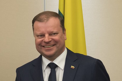 Премьер Литвы: Мы должны и дальше помогать Украине летальным оружием