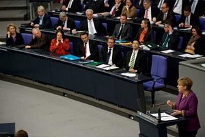 Парламент Германии одобрил второй пакет помощи Греции