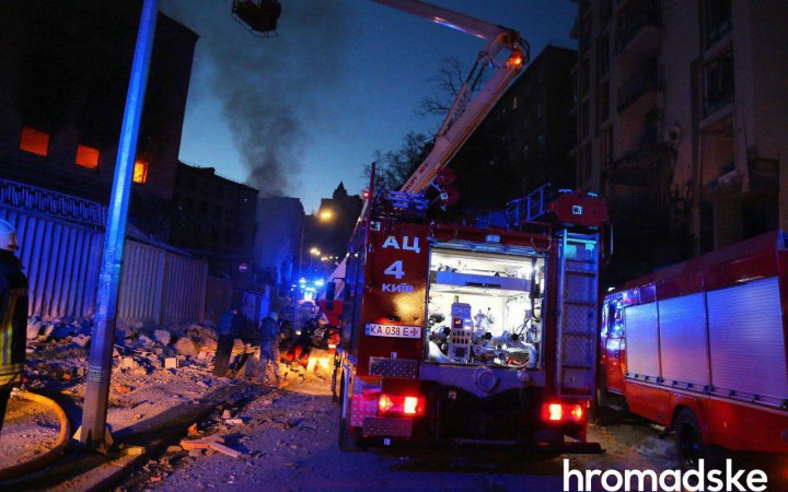 У Києві пролунали вибухи, є постраждалі (оновлено)