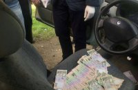 В Днепропетровской области депутатов горсовета поймали за взятке