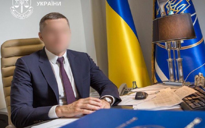 Правоохоронці повідомили, що викрили у Києві конвертаційний центр, організований експодатківцем