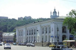 Киевсовет просит передать Гостиный двор на баланс столицы