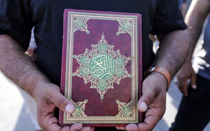 В ООН обговорять пропозицію називати спалення Корану в Швеції релігійною ненавистю