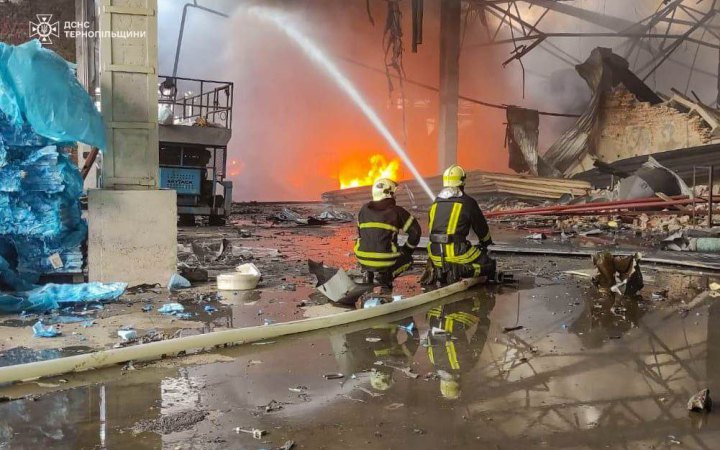 Масована ворожа атака у ніч п’ятниці, 6 червня: загиблі в Києві, руйнування в Луцьку, забруднення повітря в Тернополі