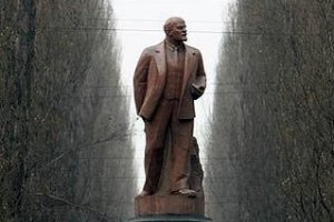 Ленина на Бессарабке снова пытались осквернить