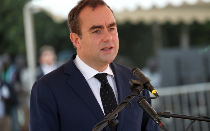 Прем’єру Франції дали час до середи відреагувати на вимоги, інакше профспілки готують нові страйки