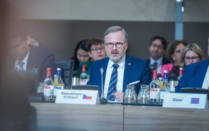 Фіала розповів подробиці чеської допомоги Україні