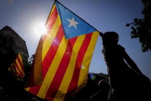 В Барселоне тысячи каталонцев требуют независимости от Испании