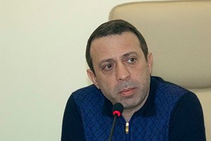 Корбана доправили в Новозаводський суд Чернігова