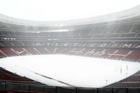 Мадрид засыпало снегом: матч Ла Лиги "Атлетико" - "Атлетик" перенесен