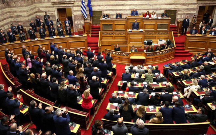 Парламент Греції провалив голосування за відставку уряду