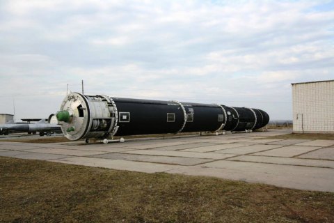 Росія готується до випробувань нової міжконтинентальної балістичної ракети "Сармат"
