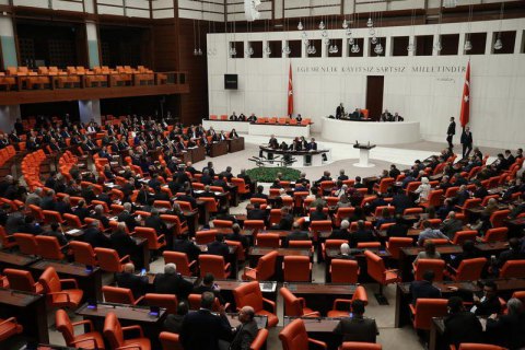 Парламент Туреччини проголосував за відправку військ у Лівію