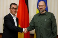 Шмигаль обговорив з німецьким міністром блокаду Росією українських портів